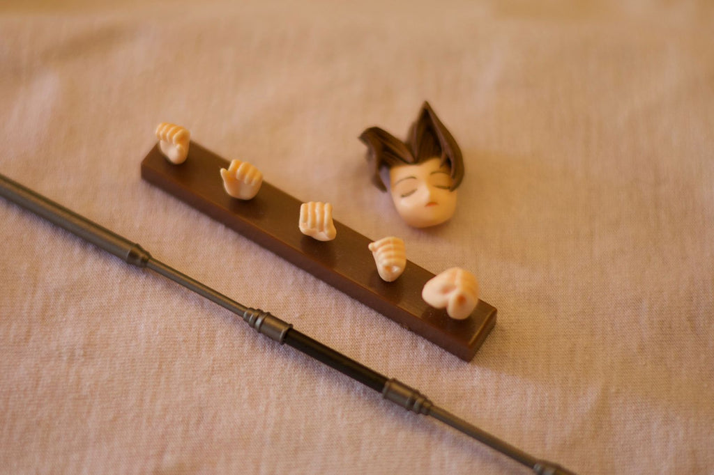 Figure articulado ORIGINAL Square Enix Aerith Gainsborough